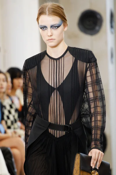 Look 56